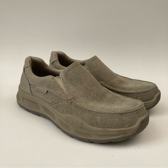 Skechers Cohagen Vierra Relaxed Fit Men's Canvas Shoes - Picture 1 of 8